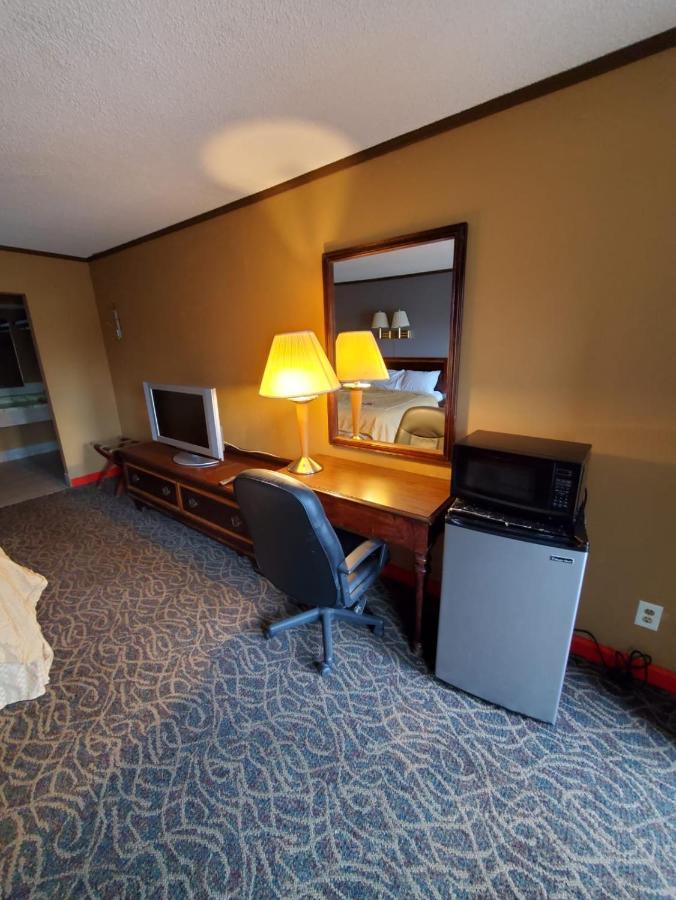 Gray Plaza Motel West Frankfort Esterno foto